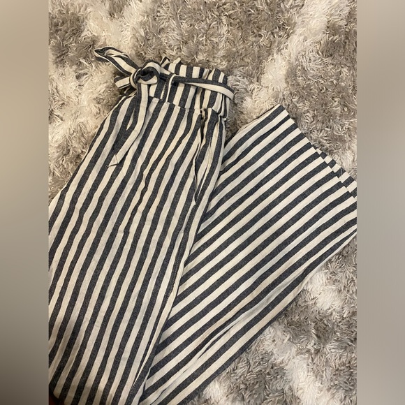 Super cute straight flowy work/going out pants - Picture 4 of 7